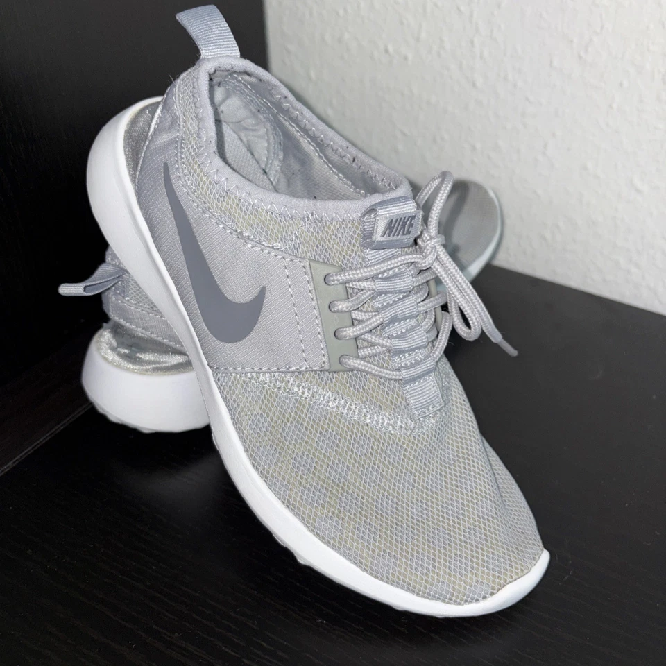 Nike Juvenate Gr. 37,5 38 Hellgrau US 6.5 7 2 Sneaker Schuhe 2 Verschiedene Grö - Bild 2 von 4