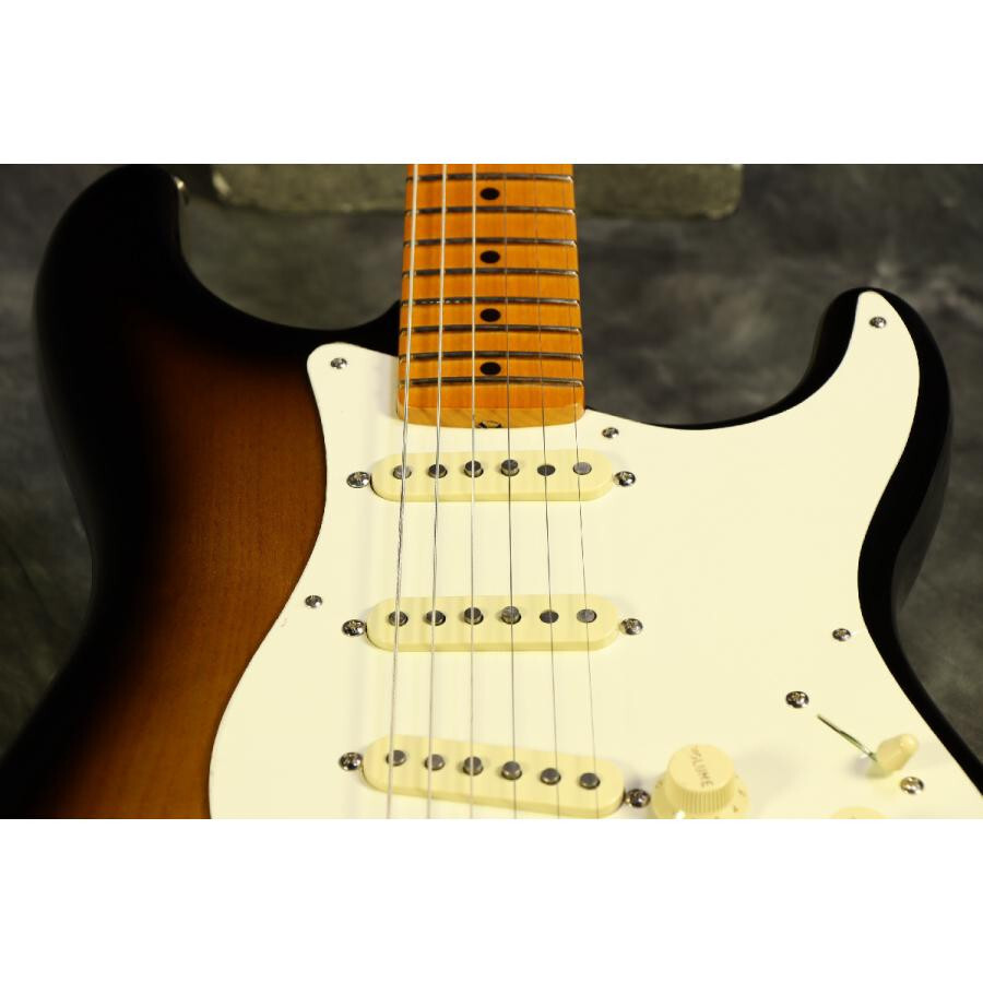 Fender / Eric Johnson 1954 Virginia Stratocaster Maple/FB 2 Fender / Eric Johnson 1954 Virginia Stratocaster Maple/FB 2