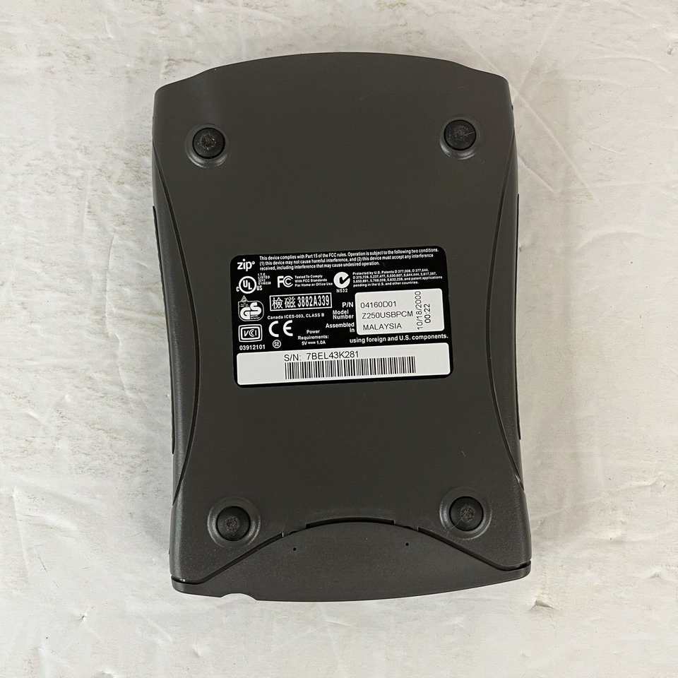 Iomega Zip 250 USB & SCSI External Drive Model Z250USBPCM. TESTED