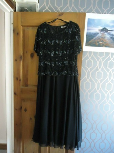 Sequinned black party dress size 18 | eBay