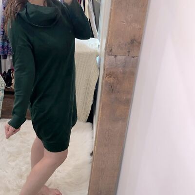 green emerald velvet dress Amazon.com: Vince Camuto Womens Cowl Neck Knee Length Sweaterdress Green S  : Clothing, Shoes & Jewelry