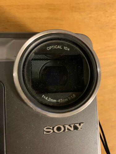 Sony Vintage Mavica MVC-FD7 3.5" floppy disk digital camera - Camera Only - Picture 8 of 8