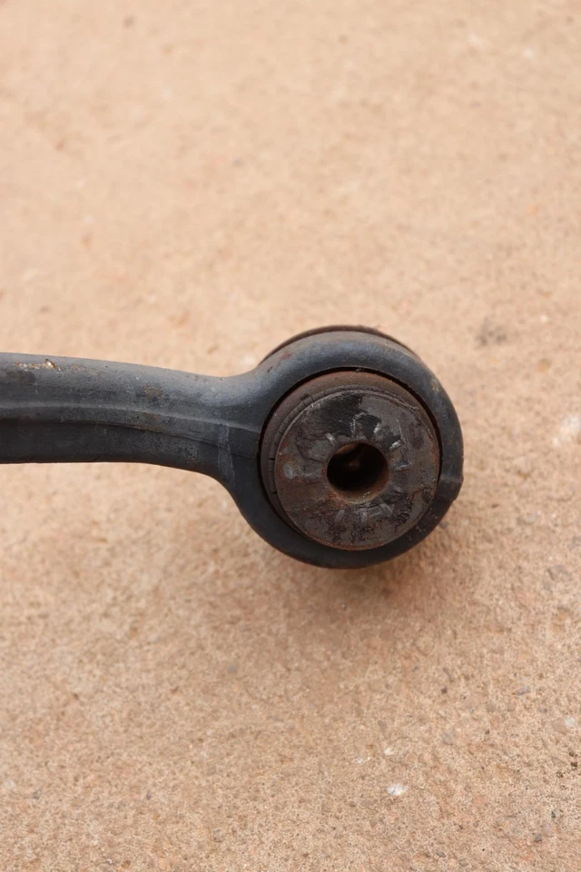 GMC YUKON XL 1500 2007-2014 4x4 eje delantero izquierdo nudillo rueda buje con brazos OEM Foto 3 de 4