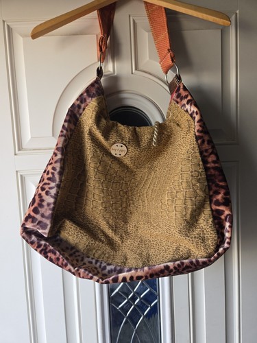 Borsa Keep it Gypsy fatta a mano multicolore reversibile patchwork frange boho - Foto 4 di 9