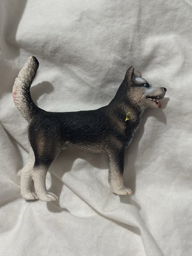 Schleich HUSKY MALE 2007 Retired Dog Figure 16371