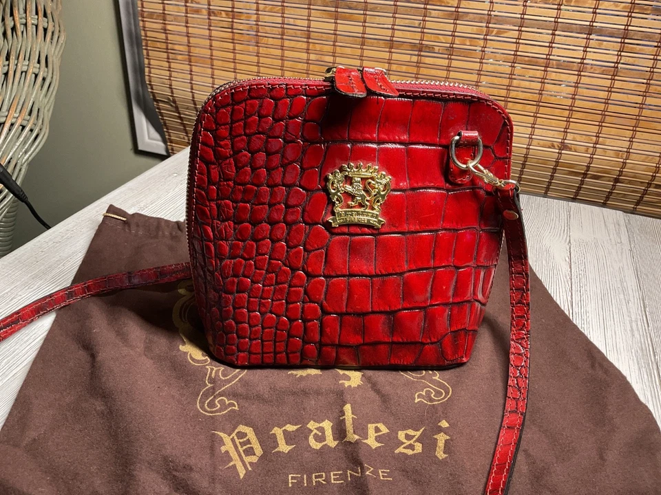 Bolso Bandolera Pratesi Firenze Italia Cuero Genuino Correa con Cremallera Rojo Cocodrilo Foto 3 de 4