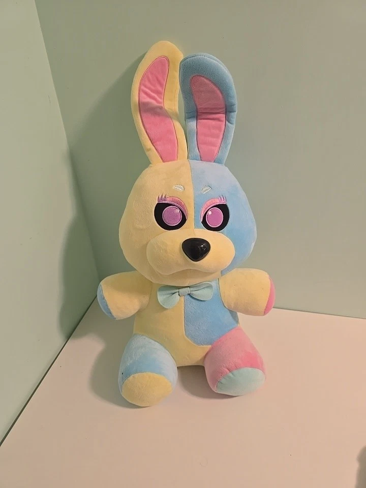 Five Nights at Freddy's Security Breach Vanny. Jumbo exclusivo de Pascua de 16 pulgadas Foto 2 de 4