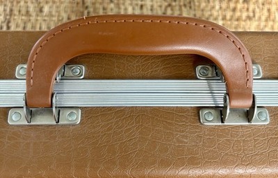 Vintage Doskocil Gun Guard Pistol Hard Case, Storage Transport
