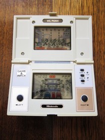 NINTENDO Oil Panic Game and Watch in Excellent Condition (OP-51) 1982