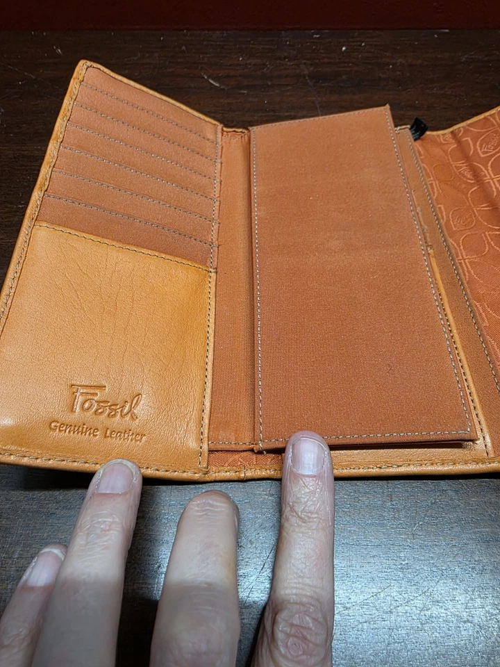 Cartera chequera con solapa Hannover de cuero naranja FOSSIL excelente estado vintage Foto 4 de 4