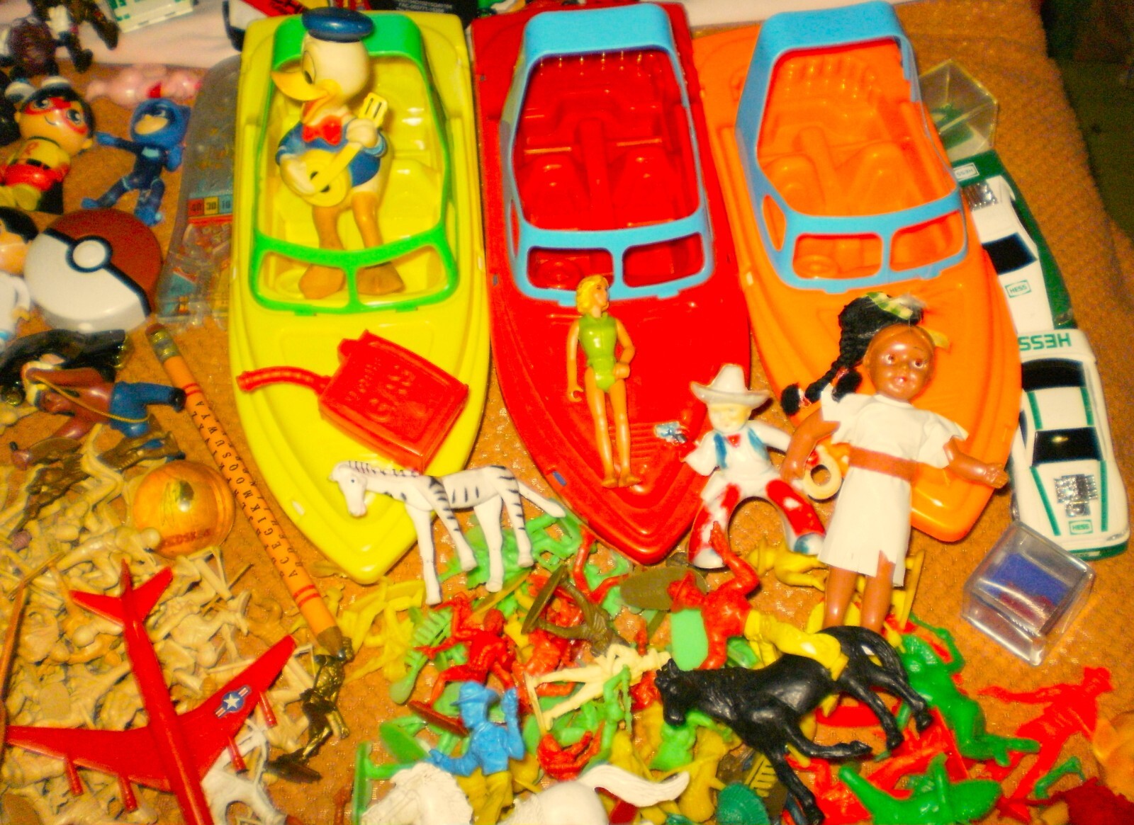 VERY UNIQUE VINTAGE PLASTIC TOY LOT LOCAL PICK UP ONLY eBay
