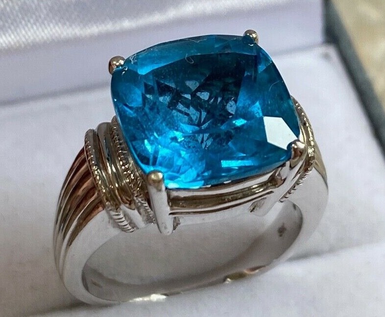 9CT White Gold Swiss Blue Topaz Engagement/Dress Ring, Hm 375 Size
