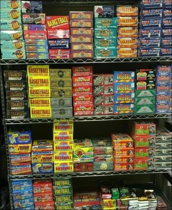 HUGE LOT: 100 Unopened Basketball Cards in Factory Sealed Packs of NBA Cards - Image 4 of 4