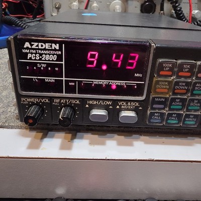 VINTAGE AZDEN PCS- 2800 10 METER FM TRANSCEIVER 