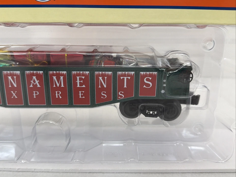 Lionel 6-26612 Christmas Holiday Gondola with Gifts Car O Gauge New - Image 3 of 4