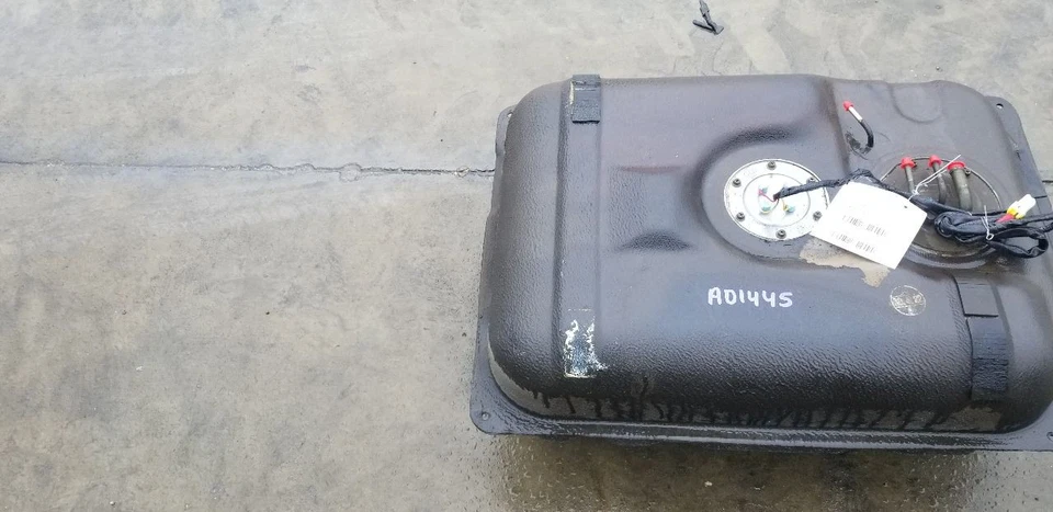 1985 NISSAN 300ZX FUEL TANK ASSEMBLY - Image 2 of 4