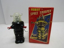 VINTAGE METAL TIN FRICTION TROOPER ROBOT WORKS SPACE TOY ORIGINAL BOX