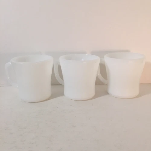 Lot of 3 FEDERAL White Milk Glass Blank D Handle Coffee Mugs Cup HEAT PROOF 