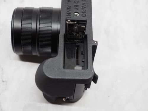 Leica X and X Vario Camera Grip with Integral Thumb Grip CAMERA NOT INCLUDED - Picture 6 of 14