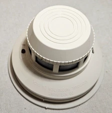 System Sensor 2400 Smoke Detector