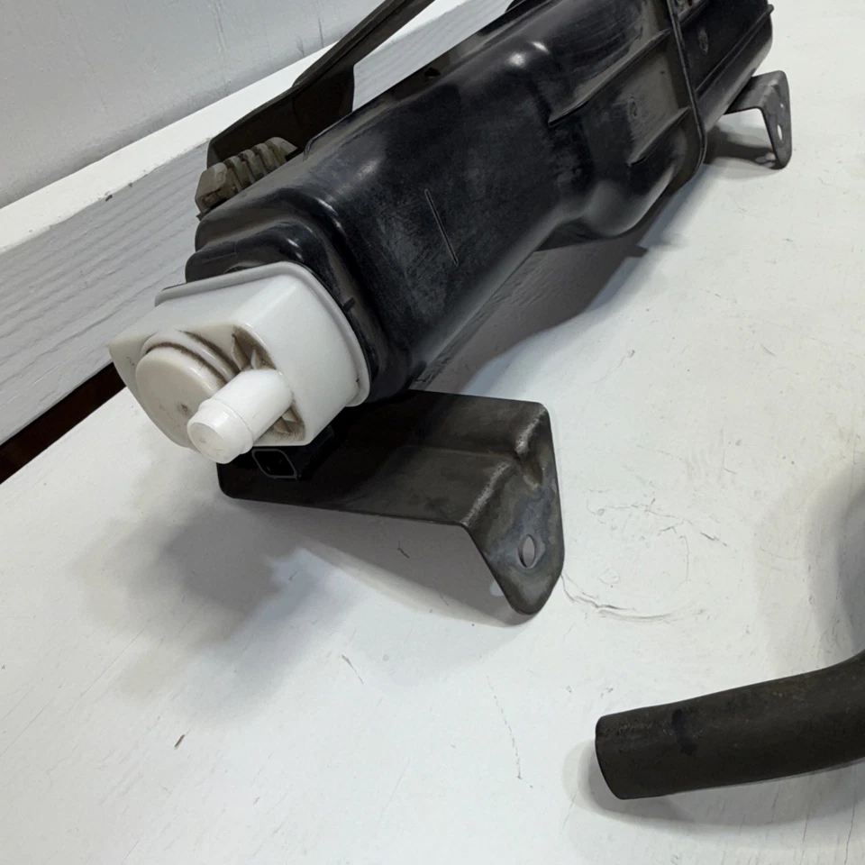 2014-2022 RAM PROMASTER 1500-3500 燃料蒸发器排放罐 05147067AG — 第 4/4 张图片