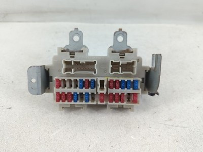2003-2003 Infiniti G35 Fusebox Fuse Box Relay Module Pp--t25=p5 WDWSO
