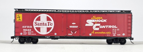 Coche de carga Athearn HO 50' puerta enchufable Santa Fe SFRB 5642 Kadees con caja RTR pre usado | Zustand: Used