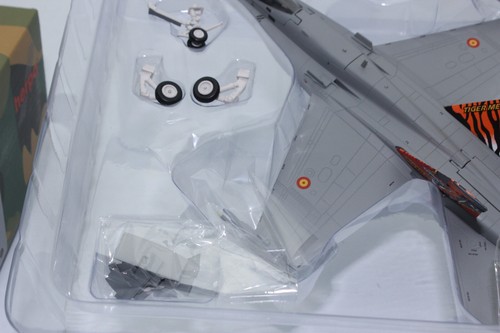 ¡!¡! ¡VENTA!¡! Herpa 580588 1:72 Fuerza Aérea Española Tiger Meet EF-18A NUEVO EMBALAJE ORIGINAL - Imagen 7 de 7