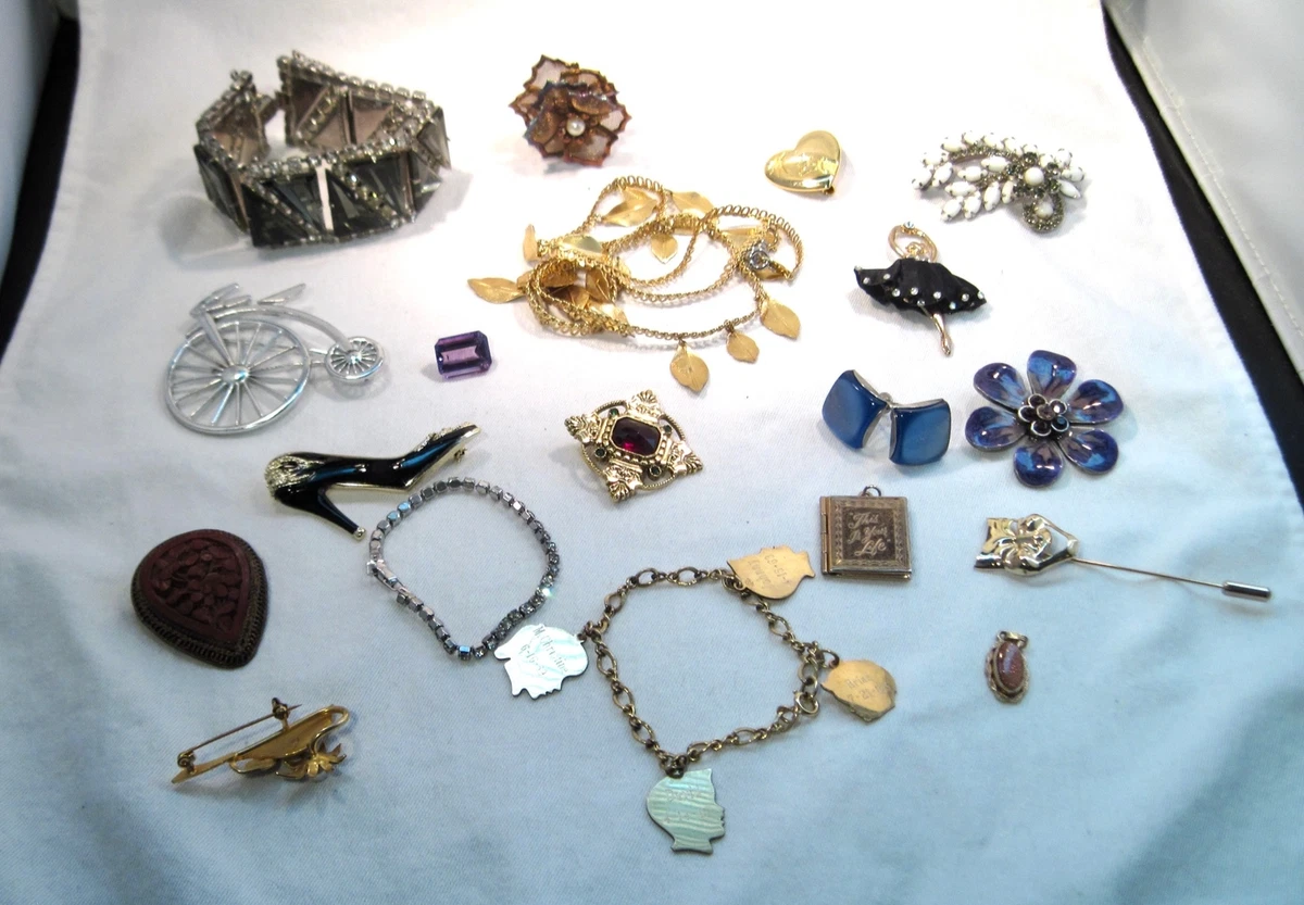 Vintage Costume Jewelry Gold Filled Trifari BED Lot 18 pieces