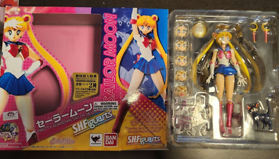 S.H.Figuarts Pretty Guardian Sailor Moon Original Release with Bonus Faces 