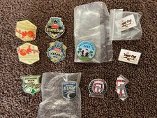 Various Soccer Pin Set - 11 Pins - Used And New - Sports - Football - Club