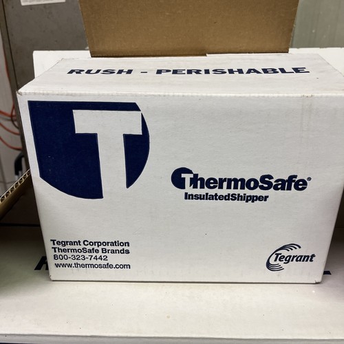 Tegrant ThemoSafe Insulated Shipper Boxes with Styrofoam Inserts. Set Of Two. - Picture 2 of 11