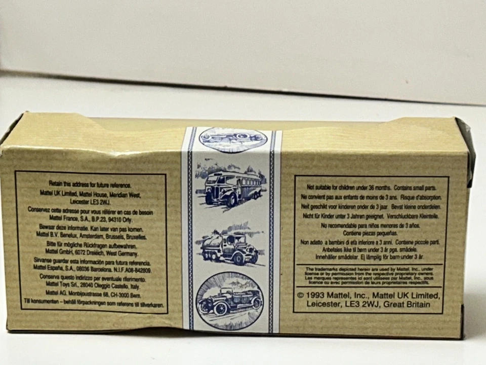 Corgi Classics Morris Minor Convertible, Green - Image 3 of 4