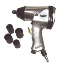 AVVITATORE PNEUMATICO + SET BUSSOLE