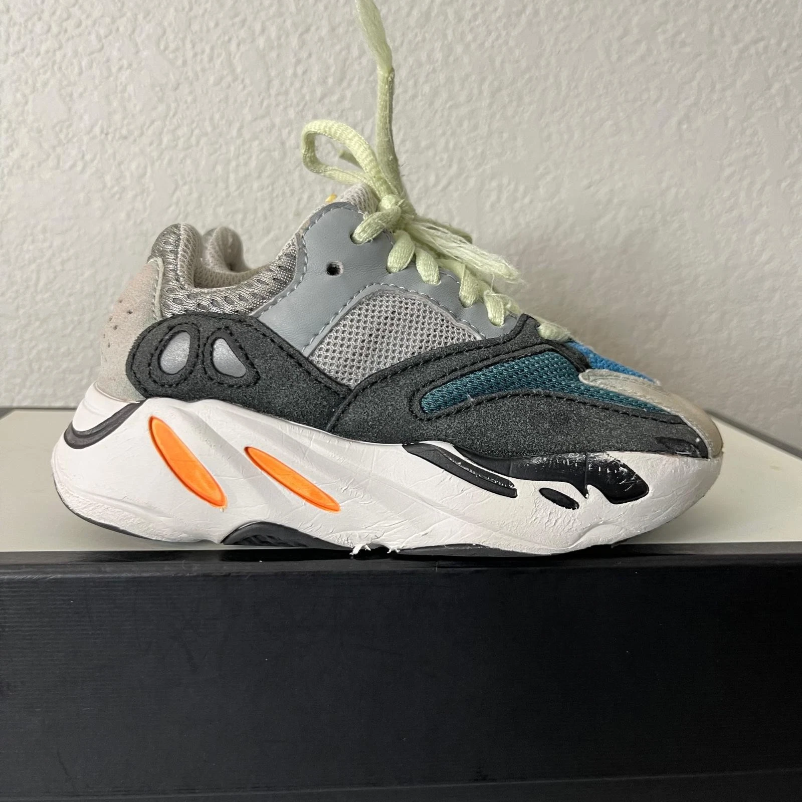 Adidas Yeezy Boost 700 Low Wave Runner B75571 sneaker bambini taglia 11 5 US 11 UK