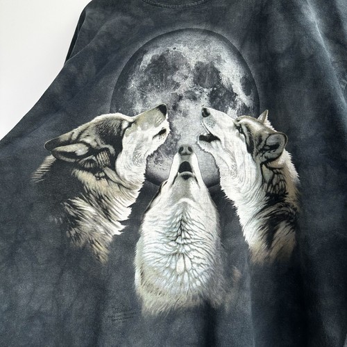 The Mountain Full Moon Wolf Graphic T-Shirt Size X-LARGE Wolves Animal Print Top - Picture 4 of 7
