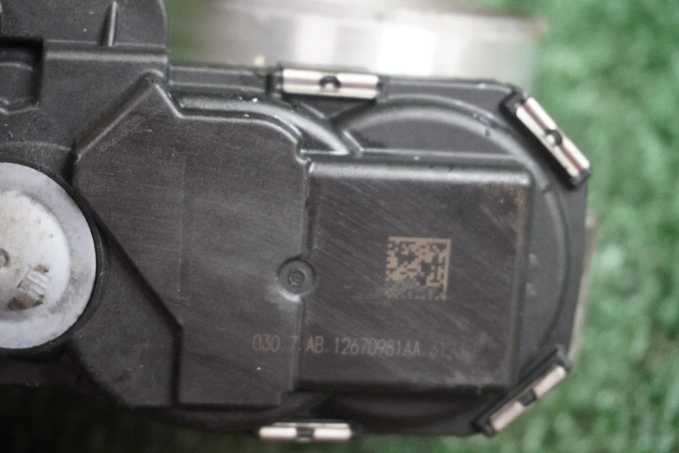 Chevrolet Traverse 2017 2018 motor 3,6 L carrocería del acelerador fabricante de equipos originales 69 k millas 12670981AA Foto 4 de 4