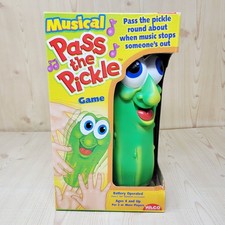 Constructive Playthings Pass The Pickle Music Game NEW DAMAGED BOX