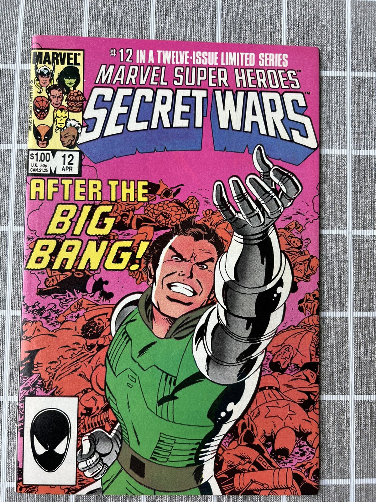 #12 ofMarvel Super Hero SECRET WARS. N/M.  Dr. Doom face on cover