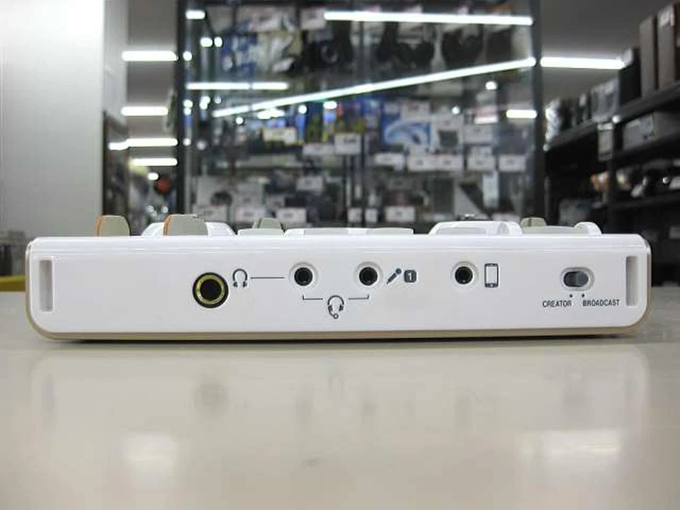 Tascam US-42 Audio Interface Good Condition from Japan - Image 4 of 4