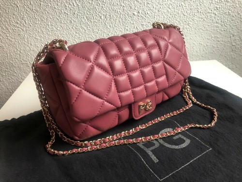 PURIFICACIÓN GARCIA BOLSO ACOLCHADO PIEL HOMENAJE ACOLCHADO | eBay