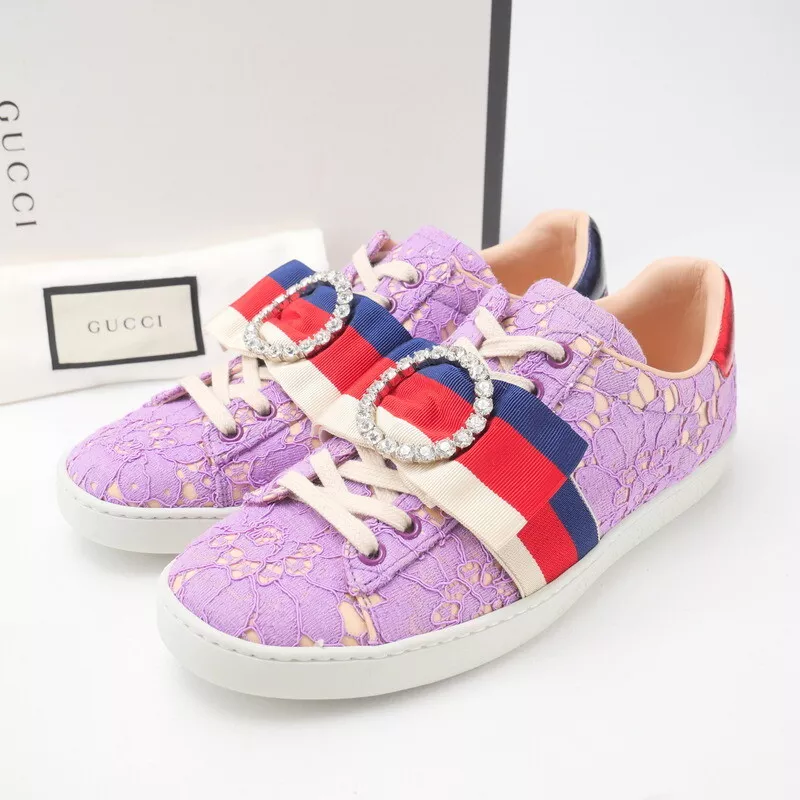 Article inutilisé Baskets GUCCI Taille 36 1/2 ACE Baskets basses à lacets, chaussures avec...