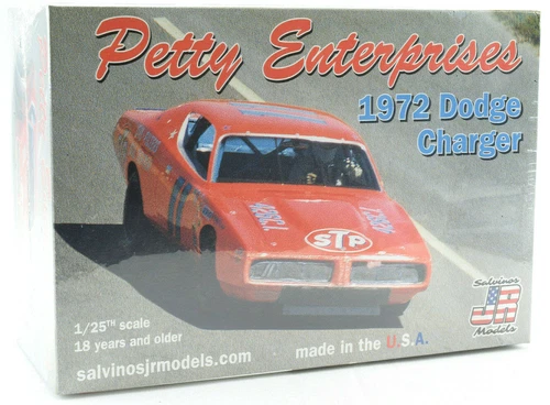 Salvino JR Models "STP" Richard Petty 1972 Dodge Charger 1/25 Model Car Kit