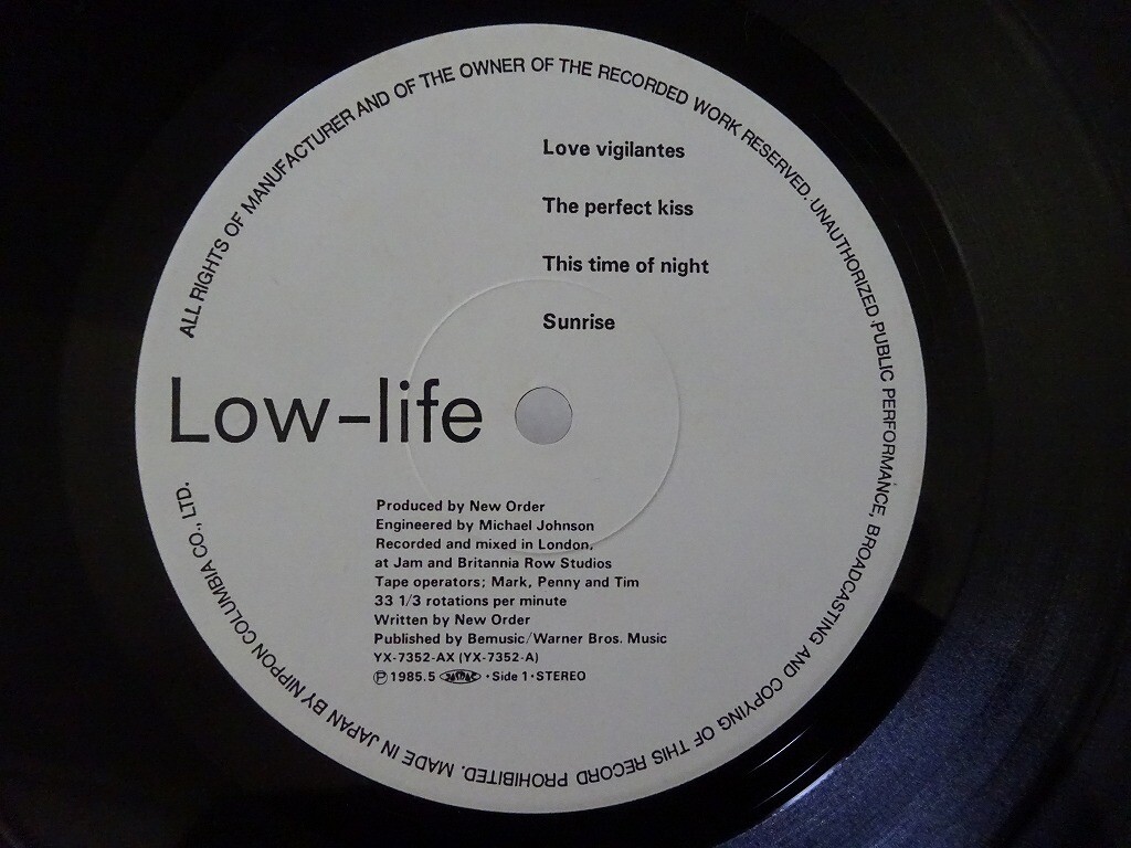 【LP/帯付】ニュー•オーダー / ロウ•ライフ　YX-7352-AX LP/帯付】ニュー•オーダー / ロウ•ライフ YX-7352-AX New Order