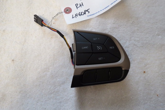 15 16 2015 2016 Jeep Renegade Steering Wheel Cruise Switch 735587839 OEM 1041W | eBay