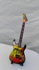 Kirk Hammet • Metallica • Exclusive Mini Guitar