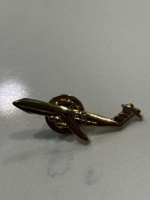 Lockheed C-5M C-5 Super Galaxy Transport Aircraft Gold Tone Lapel Hat Tie Pin 