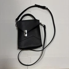 closs sholder bag,straw bag,tote bag, hand bag.black.iPhone case.