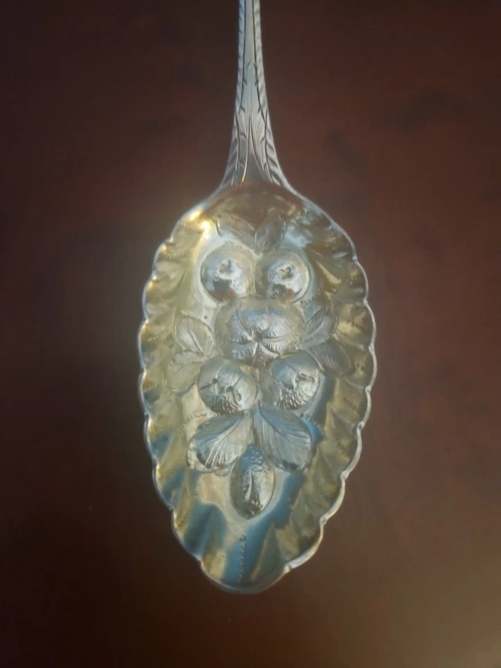 CUCHARA CAZUELA BAYAS LONDINENSE PLATA DE LEY 8 7/8" sin mono Foto 2 de 4