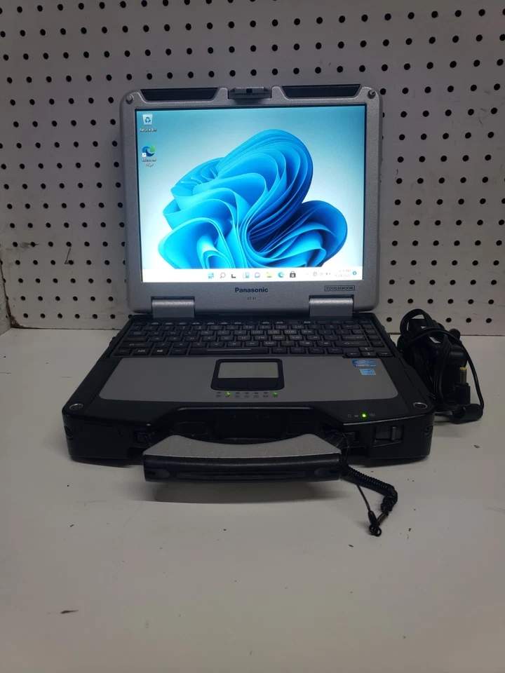 Panasonic Toughbook Cf-31 i5 2.70GHz 16GB,RAM 512GB SSD NON-TOUCH Windows 11 - Image 4 of 4